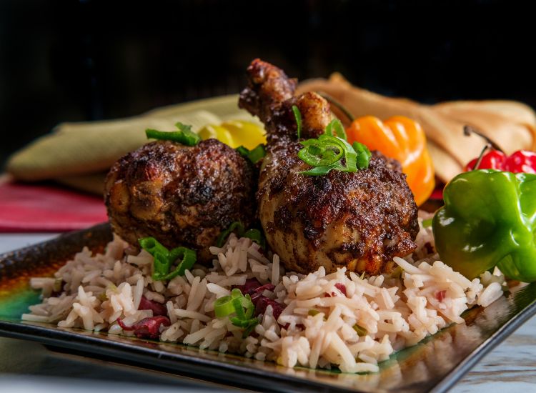 Poulet jerk jamaicain